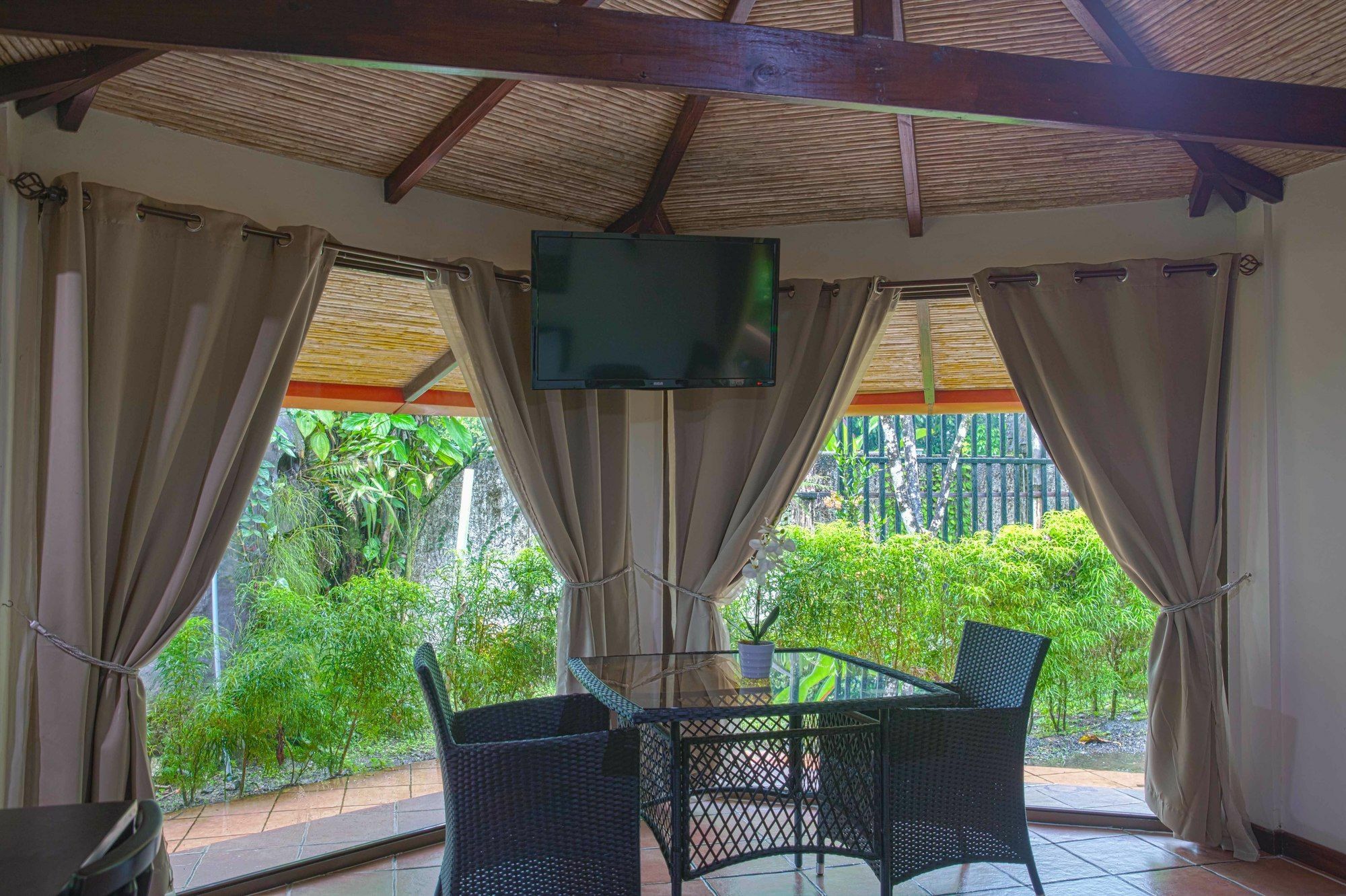 Tifakara Boutique Hotel & Birding Oasis La Fortuna Exteriör bild